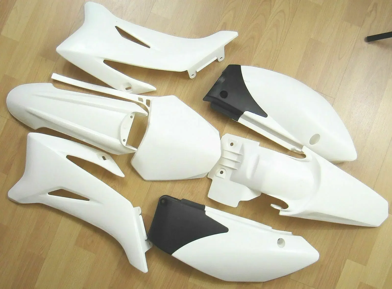 

White Plastics Fender Fairing Kit For Yamaha TTR 110 110cc Atomik Dirt Bike Off Road