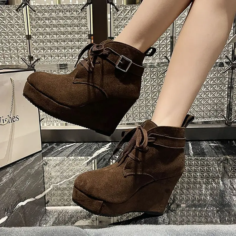 

Autumn and Winter Woman Booties Suede Wedges Platform Boots Super-high Heels Fashion Buckle Lace-up Temperament Boots Ladies
