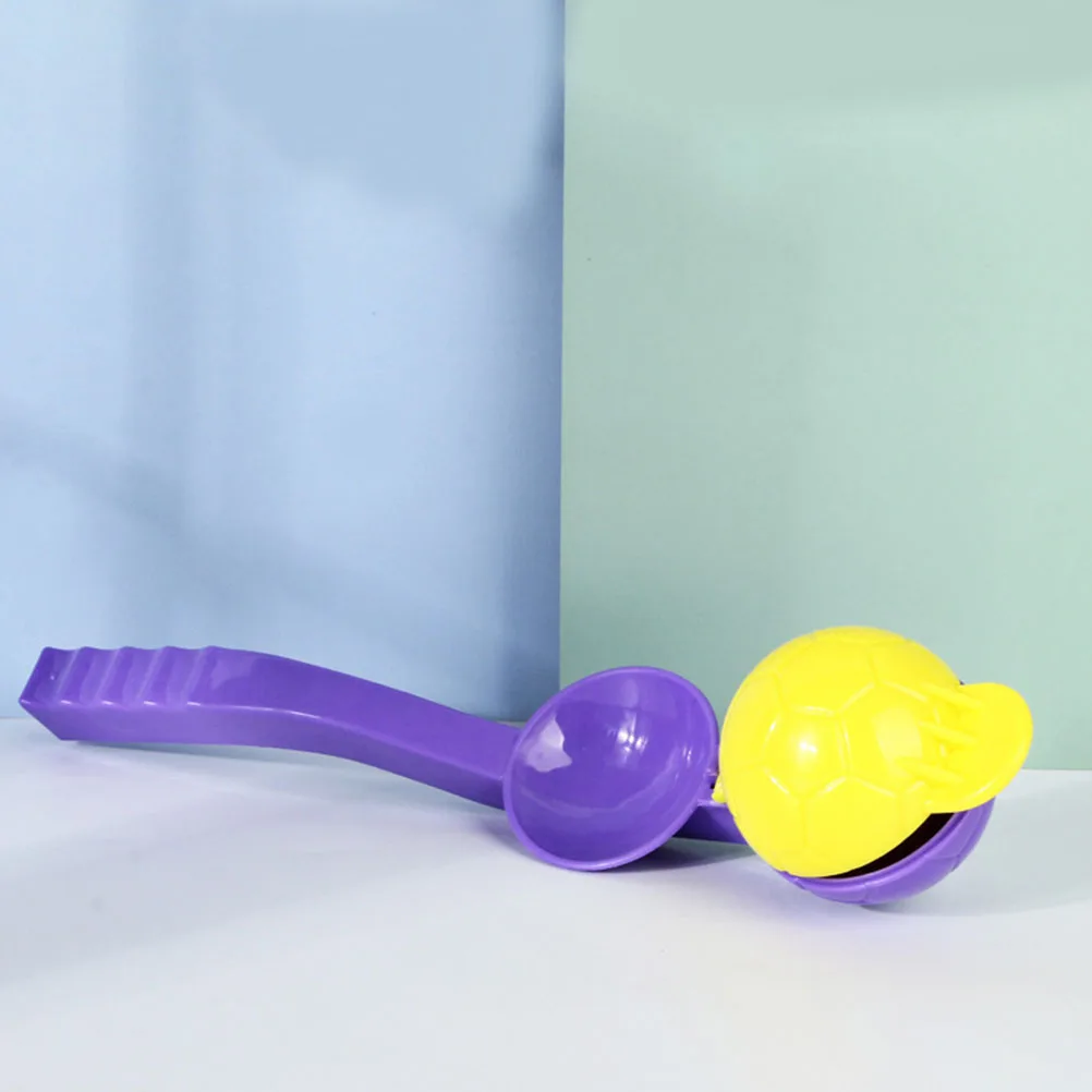 4pcs Snow Launcher Winter Outdoor Snow Random Color Clamp Throwing Tool Making Accessory Swimming Pool Plaything