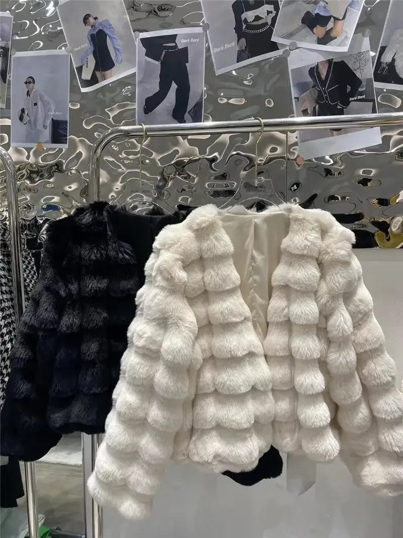 Winter Faux Fur Coat Solid Short Temperament Warm Long Sleeves Versatile Skinny Fur Jackets for Women Thick Warm Fur Outer Wear
