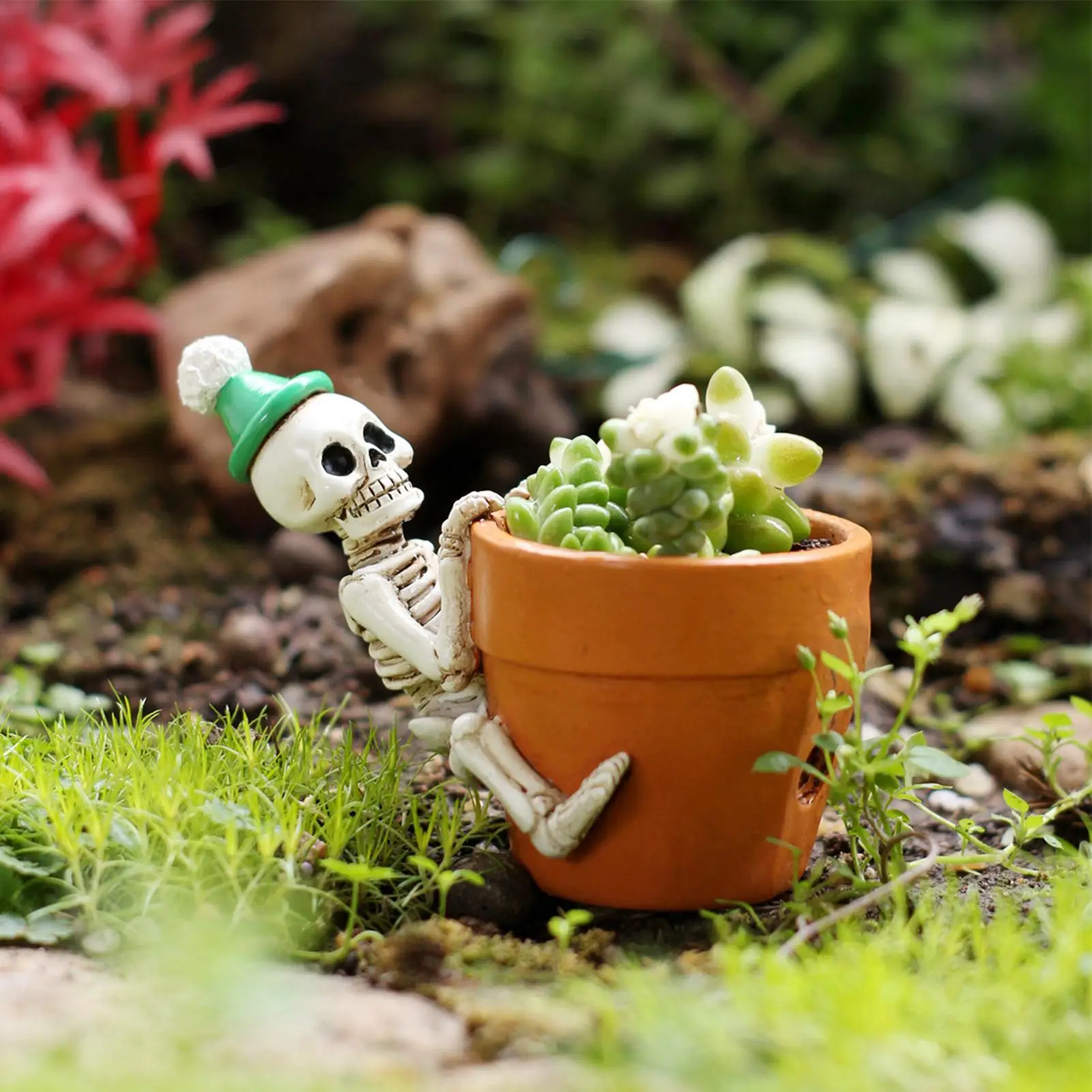 Creative Skull Vase Reclining Horror Skeleton Figurine Garden Decoration with Drain Hole Skeleton Planter for Halloween
