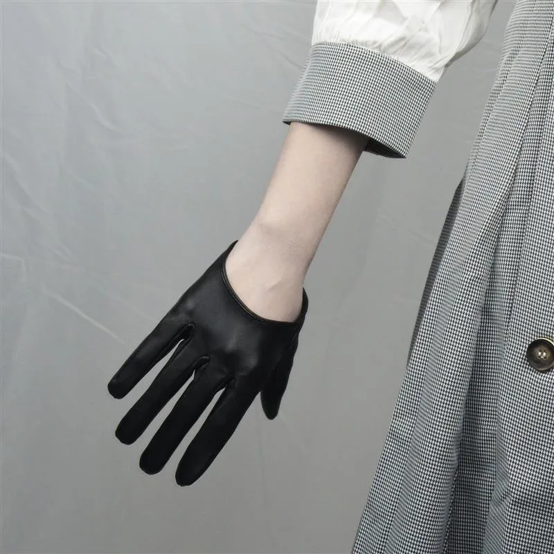 13cm Patent Leather Ultrashort Gloves Emulation Leather Bright Leather Wild Ultra-Fashion Bright Black Female WPU86