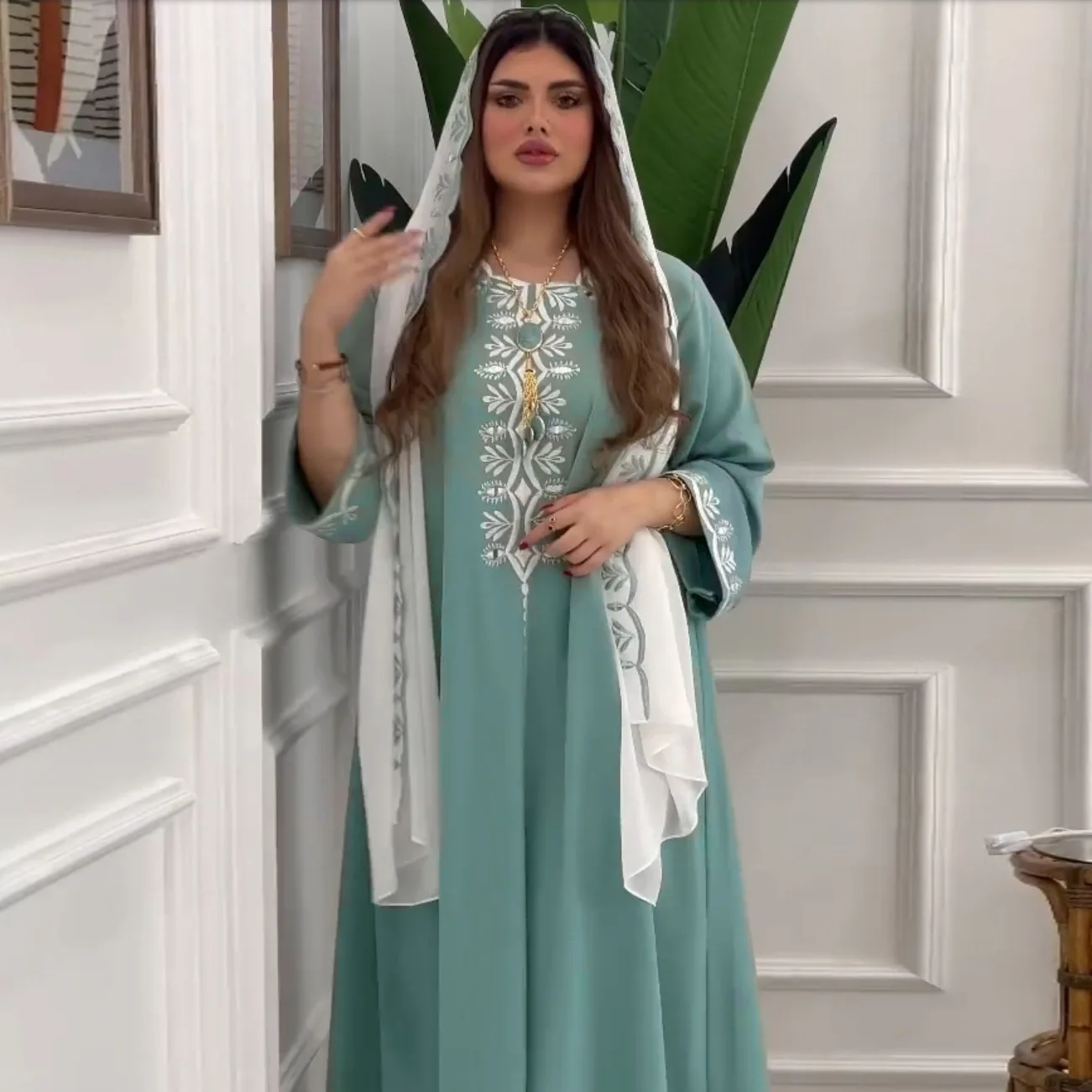 

Muslim Abaya Women Embroidery Long Maxi Dress Turkey Dubai Kaftan Islamic Arabic Robe Eid Party Ramadan Morocco Caftan Jalabiya