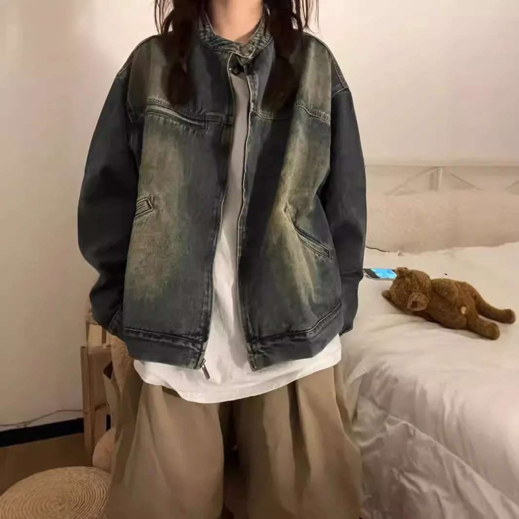 

American Retro Denim Long-sleeved Jacket. New Fashionable and Stylish Casual Washed Loose Jackets for Women in Spring and Autumn