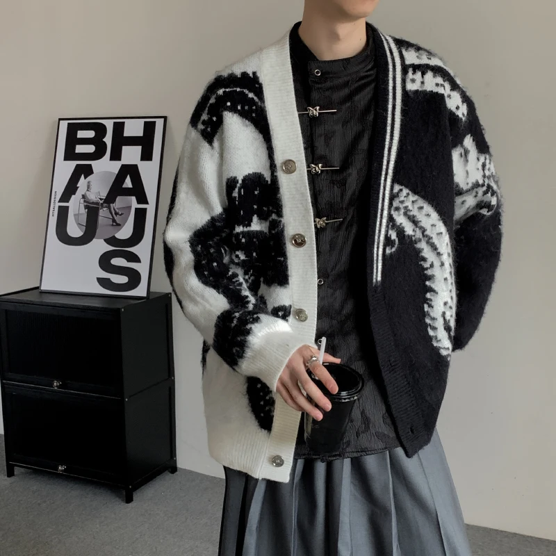 WVGA ربيع الخريف جديد الرجال المد المتضخم ياماموتو نمط محبوك البلوزات المتخصصة شيك سترة غير رسمية الخامس الرقبة معاطف Ins Y2K W16238 #4