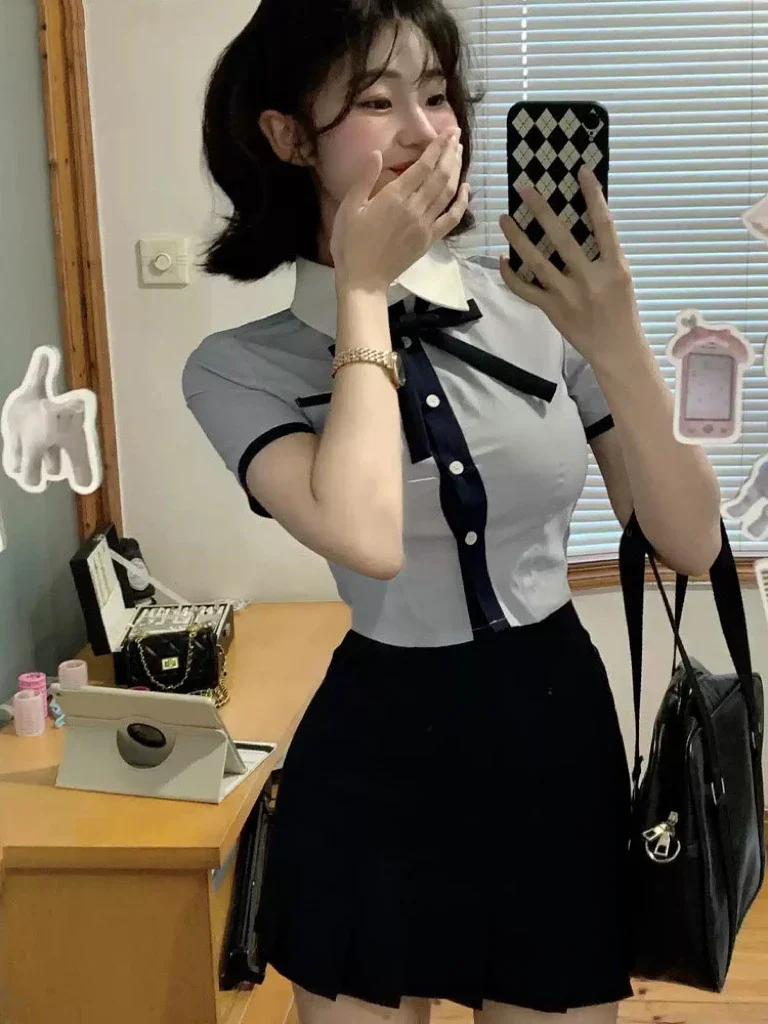 

Japanese Student JK School Uniform Summer Sweet Kawaii Uniform Set Vintage Cute Girls Navy Blue Shirt and Mini Pleated Skirt Set