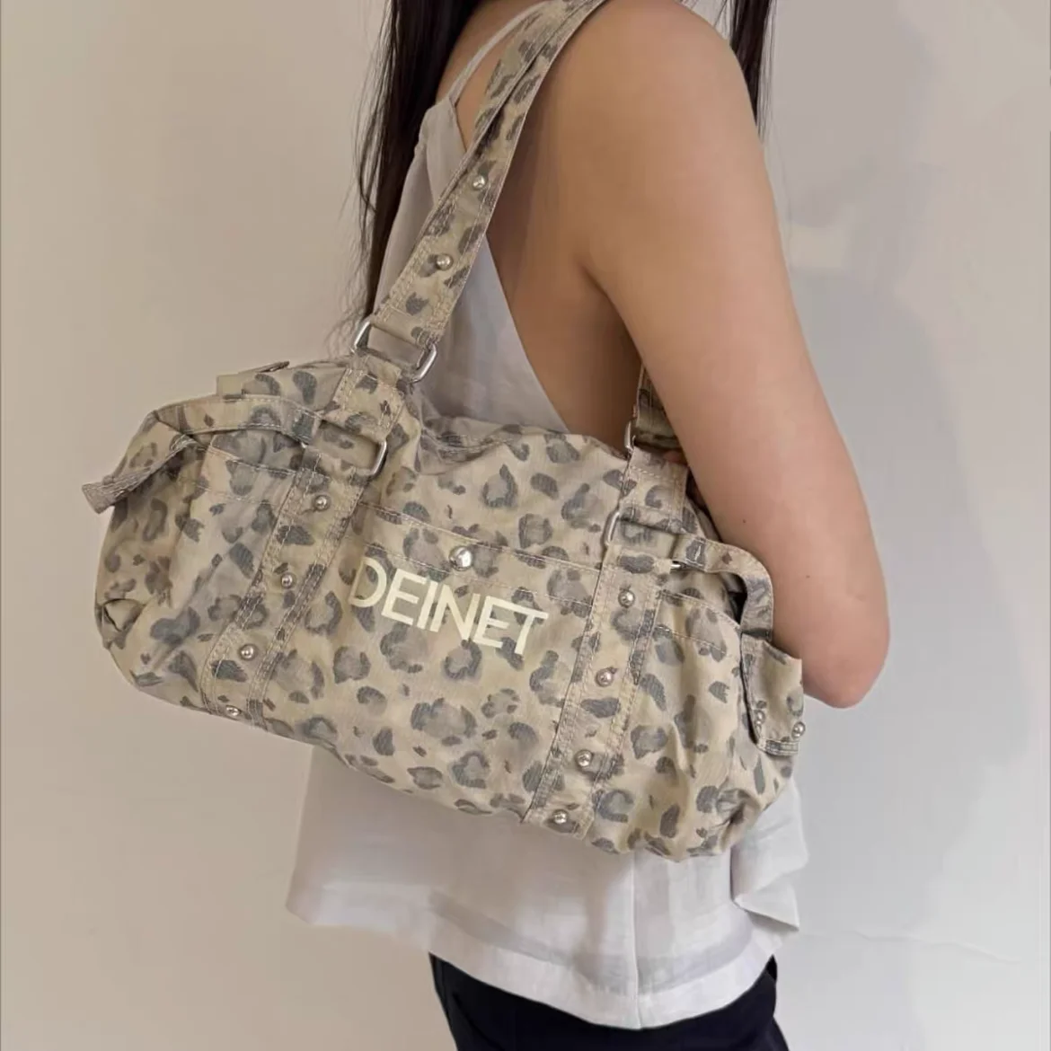 

Сводная универсальная повседневная женская сумка через плечо большой емкости, новинка 2025, молодежная сумка Sle Briti Sle на молнии