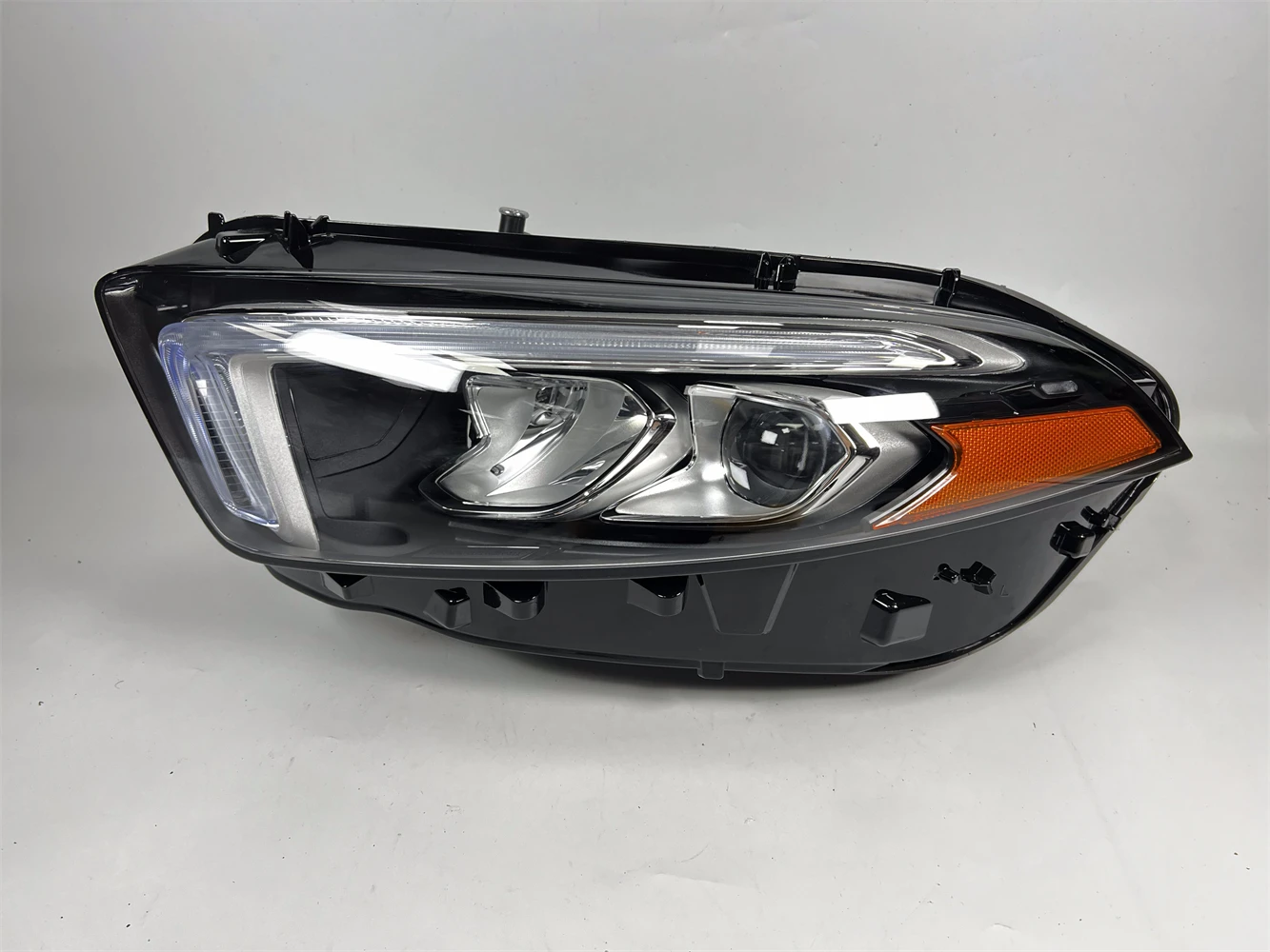 

Car led Headlight front lamp assembly USA version For 2021-23 Mercedes-Benz A180 A200 A220 W177 headlamp DRL