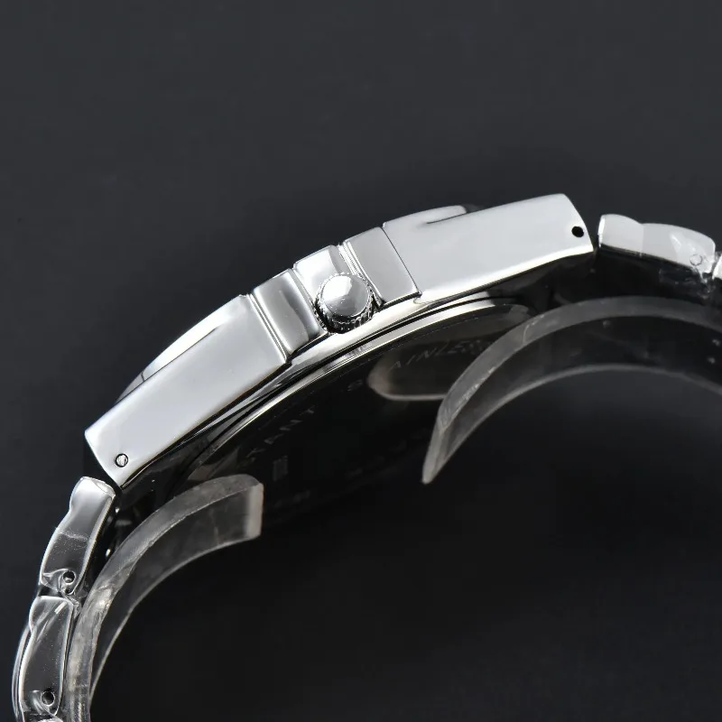 ​2025 Men's Luxury Quartz Chronograph Watch Sapphire Crystal 100M Waterproof Stainless Steel Business Sport Style Date