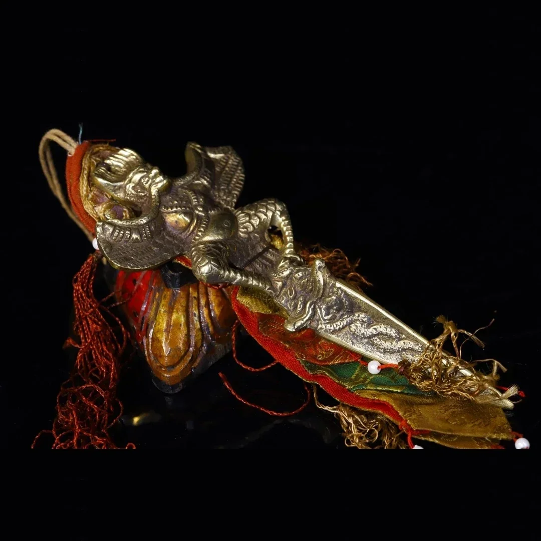 Collection China Tibet handmade old bronze Dapeng Garuda Statue to ward off evil and Feng Shui home decorations view 5