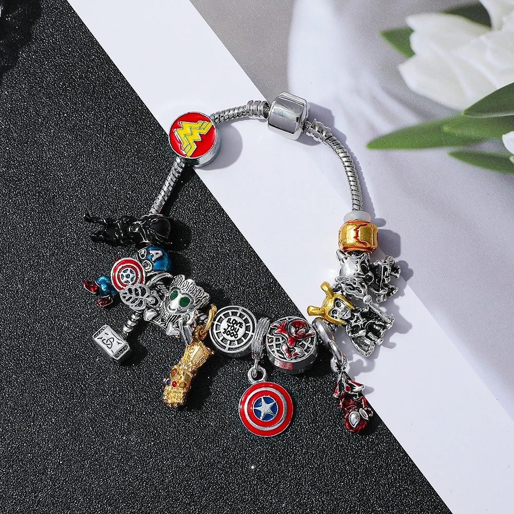 Disney Cartoon Marvel Bracelet Classic Fashion Anime Pendant Accessories for Best Friend Superheroes Pendant Bracelet Gifts