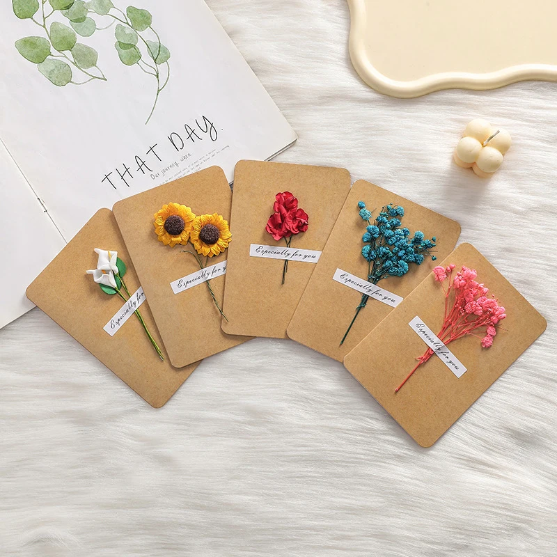 5Pcs Creative Retro Dried Flower Message Card Graduation Blessing Thank You Card Thanksgiving Festival DIY Greeting Card