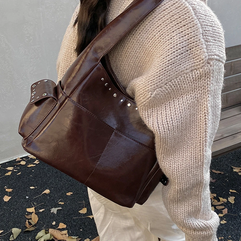 

Fashion Rivet Bucket Bag Multiple Pockets Shoulder Bags for Women Studded Handbags High Quality PU Leather Shopper Tote Purses