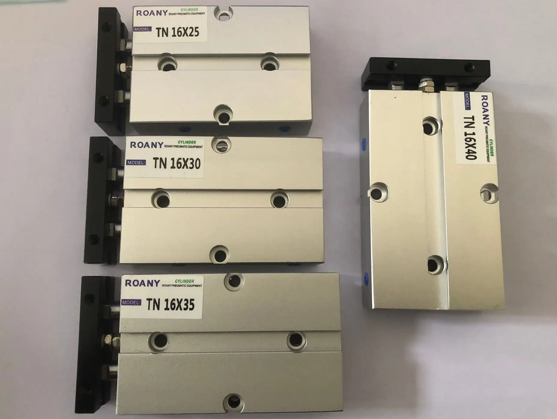 1pcs Pneumatic Cylinder Double Rod TN16 Bore Cylinder 5/10/15/20/25/30/35/40/50/60/70/80/90/100/125/150mm Stroke Aluminum Alloy