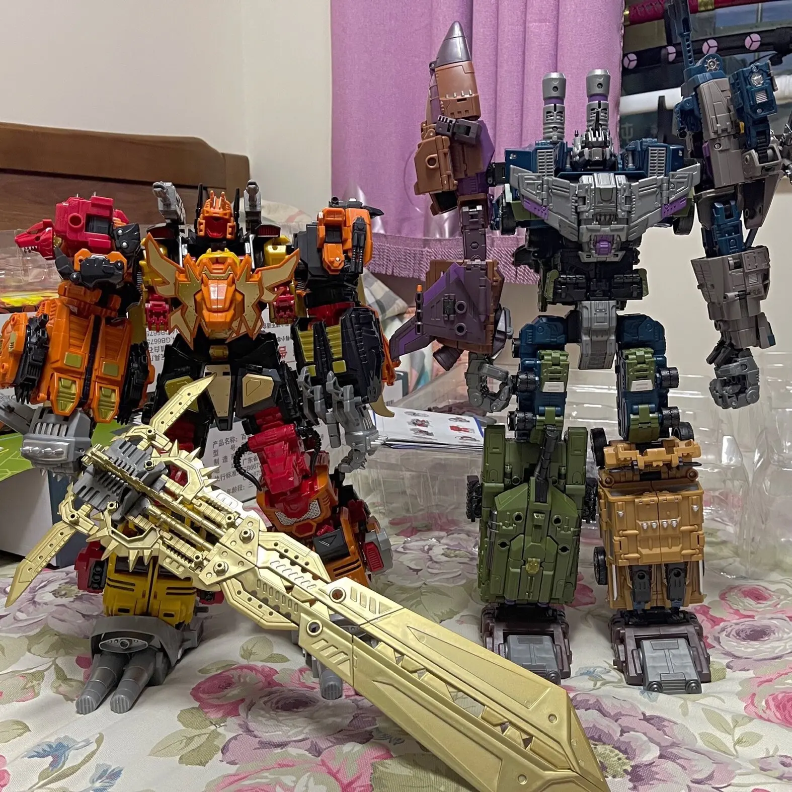 진바오 대형 사이즈 8869 변신 장난감 5IN1 콤바이너 로봇 모델 프레데콘스 램페이지 브롤 스윈들 온슬라우트 모델
