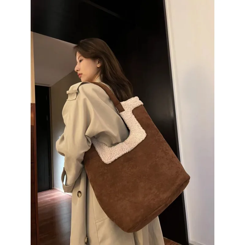 Lambswool Large Capacity Tote Bag Suede One Shoulder Portable Large Bag Mother Bag 2023