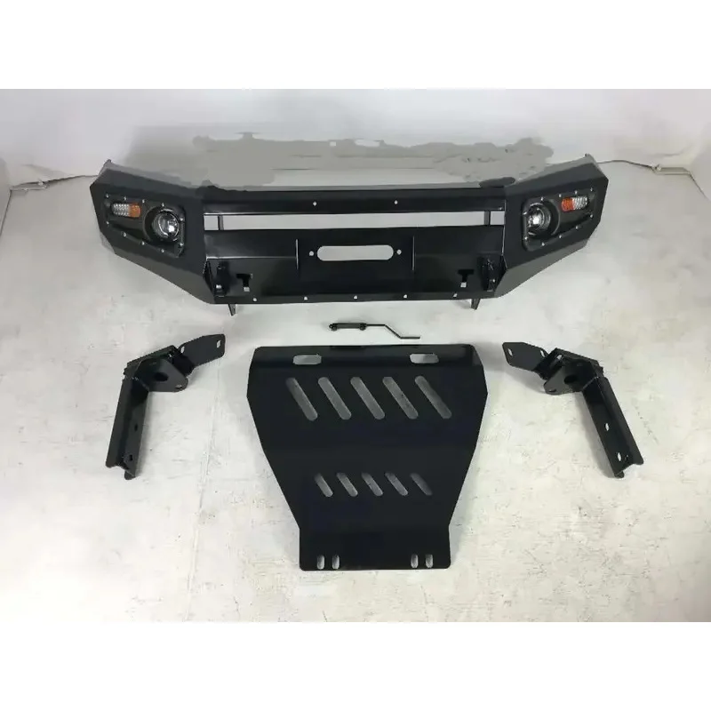 

Front bumper + winch (including door-to-door delivery)!