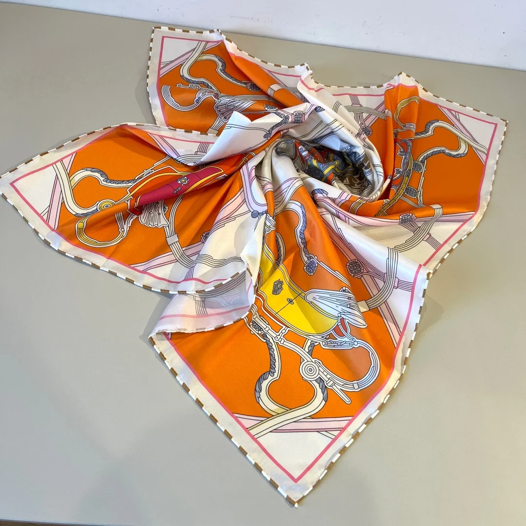 

Premium Quality Affordable Luxury Women's Scarf Fashionable Printed Silk Scarf/shawl Commuter Headscarf Bag Decoration Gift