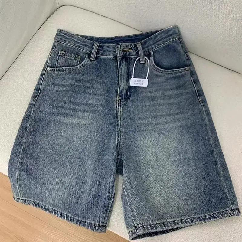 

Loose high-waisted jeans for petite individuals, fashionable for outerwear2025Women's wide-leg cropped pants for summer, slimmin