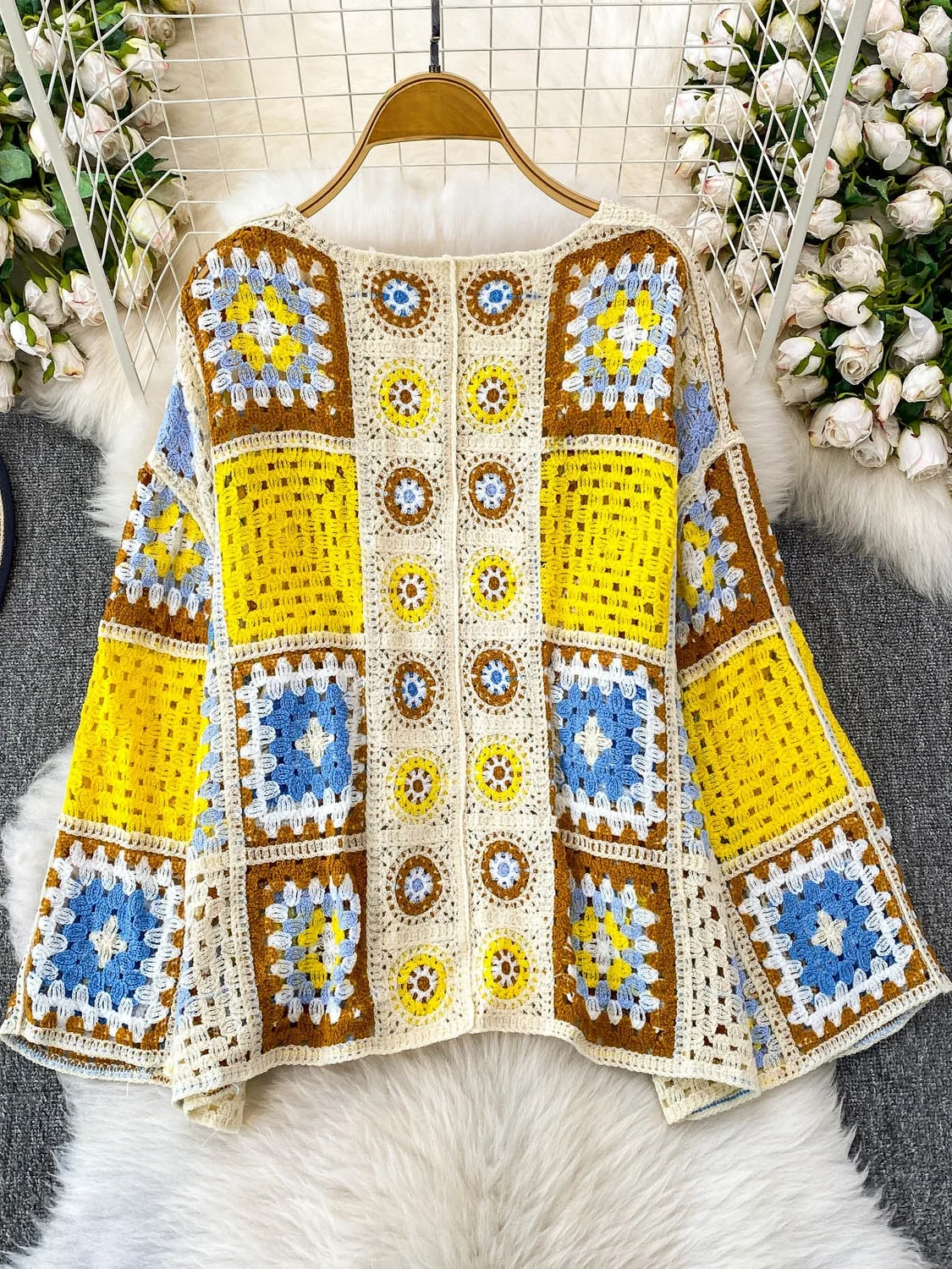 Cardigan aperto lavorato a maglia cava con fiore all'uncinetto rosa morbido retrò da donna Top dimagrante versatile allentato coreano Sle Long Sve V-Ne
