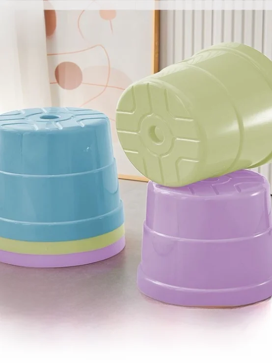 厚みのあるプラスチック製スツールポータブル滑り止めロースツール高耐久性200ポンドモダンなシンプルスタイル非組み立て家庭用家具