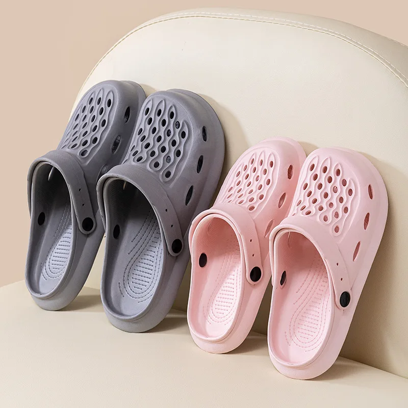 Summer Women Garden Shoes Thick-soled Non-slip Sandals Outdoor Casual Shoes Light Comfortable Beach Shoes New Couple Flip-flops