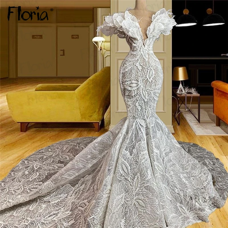 Couture Dubai Trouwjurk Zeemeermin Veren Bruidsjurken Kant V-Hals 3d Blad Formele Bruiloftsfeest Jurken Plus Size Aangepast