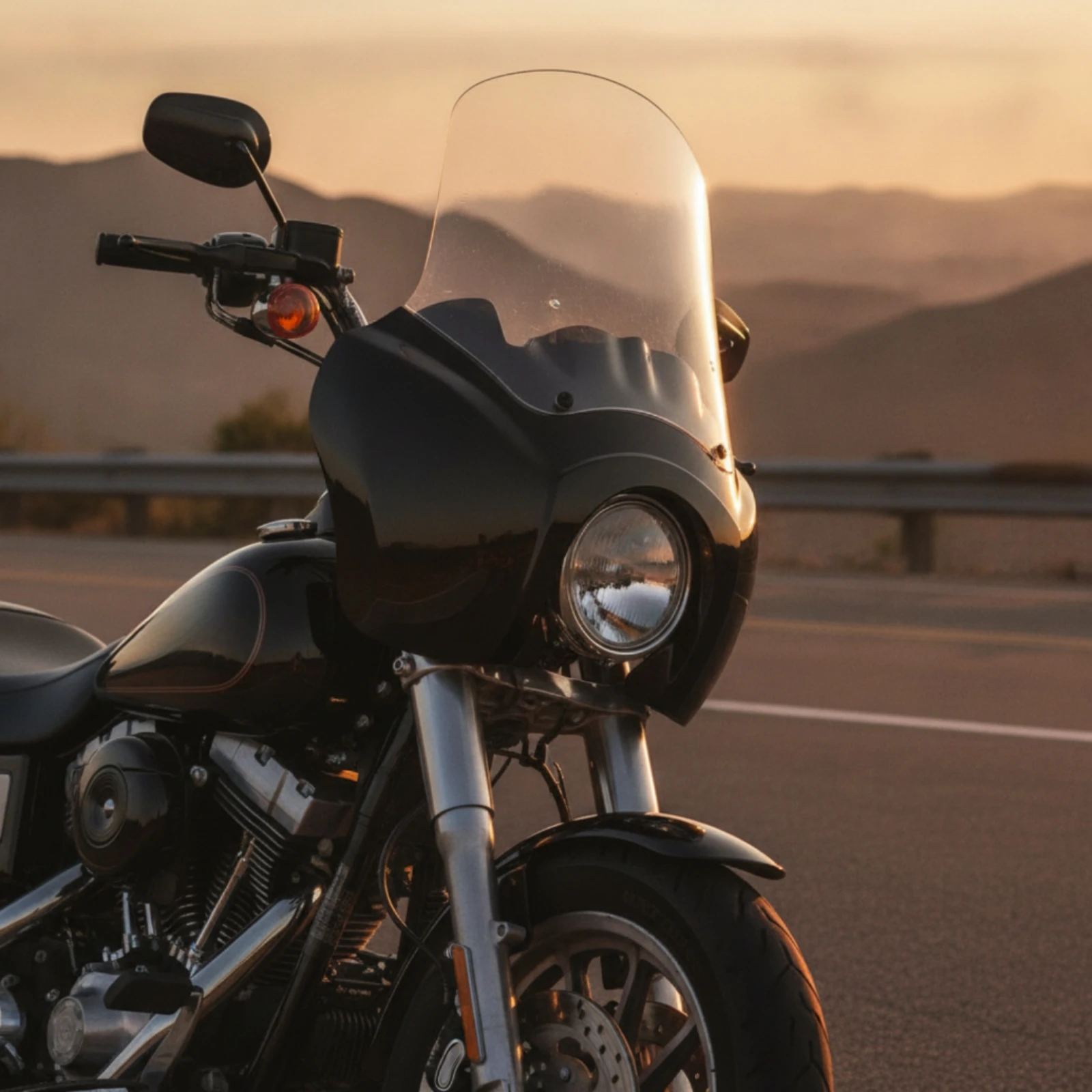 Motorcycle Headlight Fairing with Windshield Safeguarding Front Fairing Assembly Windscreen Long-Lasting for Cruiser Riders