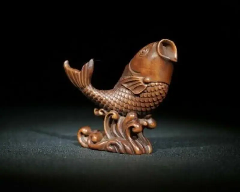 Imagem -05 - Japonês Buxo Mão Esculpida Peixe Figura Estátua Colecionável Netsuke