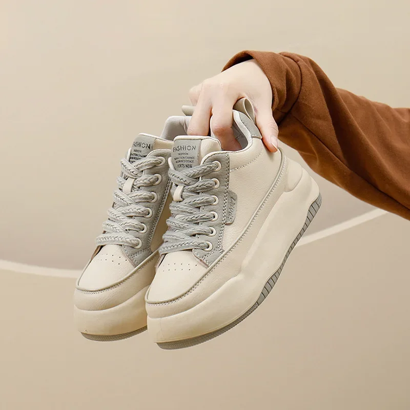 Moda esportiva feminina de couro sapatos de sola grossa respirável tênis de corrida feminino novo resistente ao desgaste