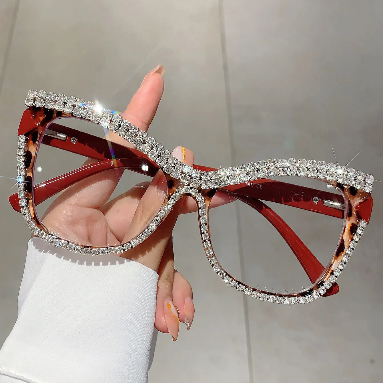 Oculos-Opticos-anti-luz-azul-para-mulheres-designer-de-luxo-personalizados-para-miopia-Oculos-de-leitura-com-armacoes-de-diamante