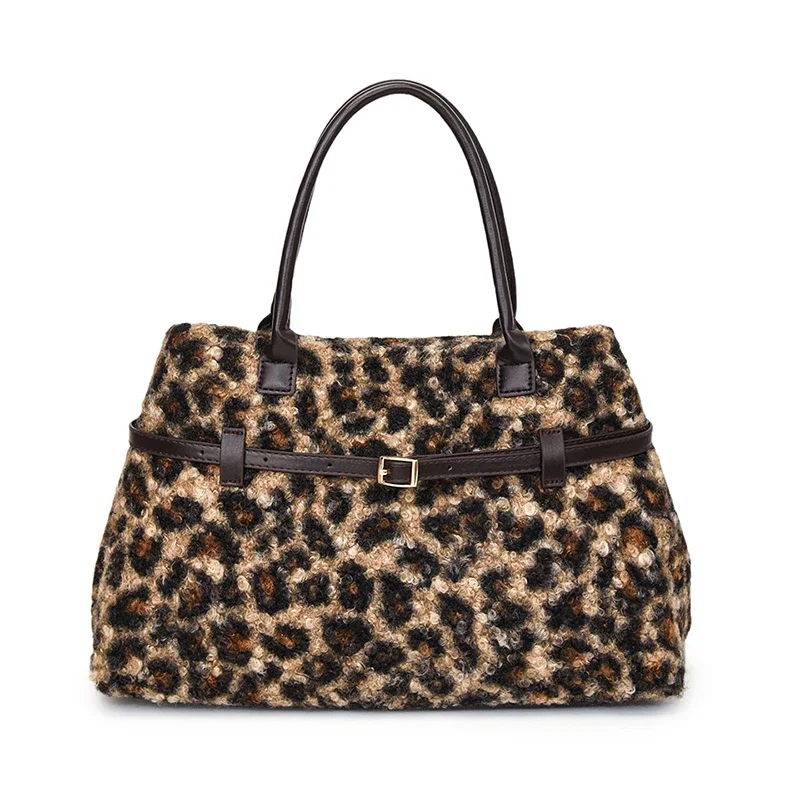 Fashion Leopard Print Plush Bag for Women in Winter 2025 with A High-end Feel and Large Capacity Plush Commuting Tote Bag Paket