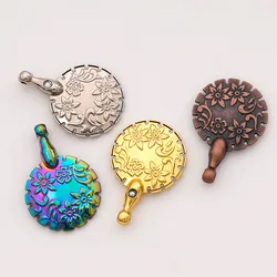 Vintage Thread Cutter Pendants Antique Thread Cutter Metal Yarn Cutter for Home Needlework DIY Craft Tools Sewing Supplies