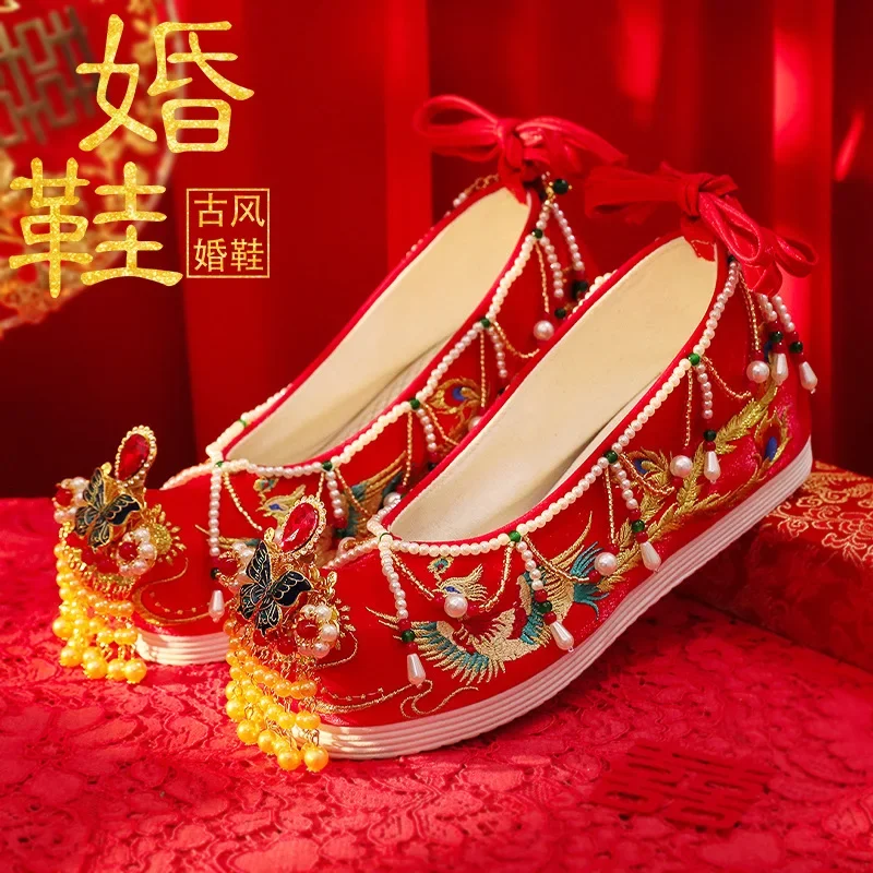 ใหม่หรูหรา Xiuhe รองเท้าจีน Phoenix Crown เจ้าสาวสีแดงปักรองเท้า Hanfu แพลตฟอร์มรองเท้า