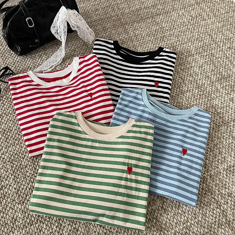 

Полосатые контрастные цвета футболки с короткими рукавами женские корейский стиль пуловер с круглым вырезом и вышивкой в виде сердца топы повседневные свободные футболки