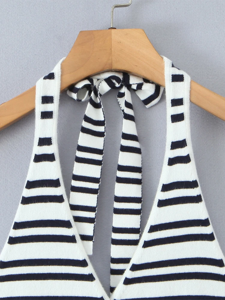 تشو ساو بيوتي 2025 المرأة موضة جديدة الحلو مخطط محبوك تانك القمم مثير الرسن الخامس الرقبة بلا أكمام تي شيرت شيك عارية الذراعين #3