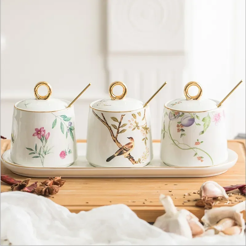

Hand-Painted American Style Seasoning Jar Set Kitchen Supplies Household Seasoning Bottle Box With Lid Ceramic Salt Shaker Sugar
