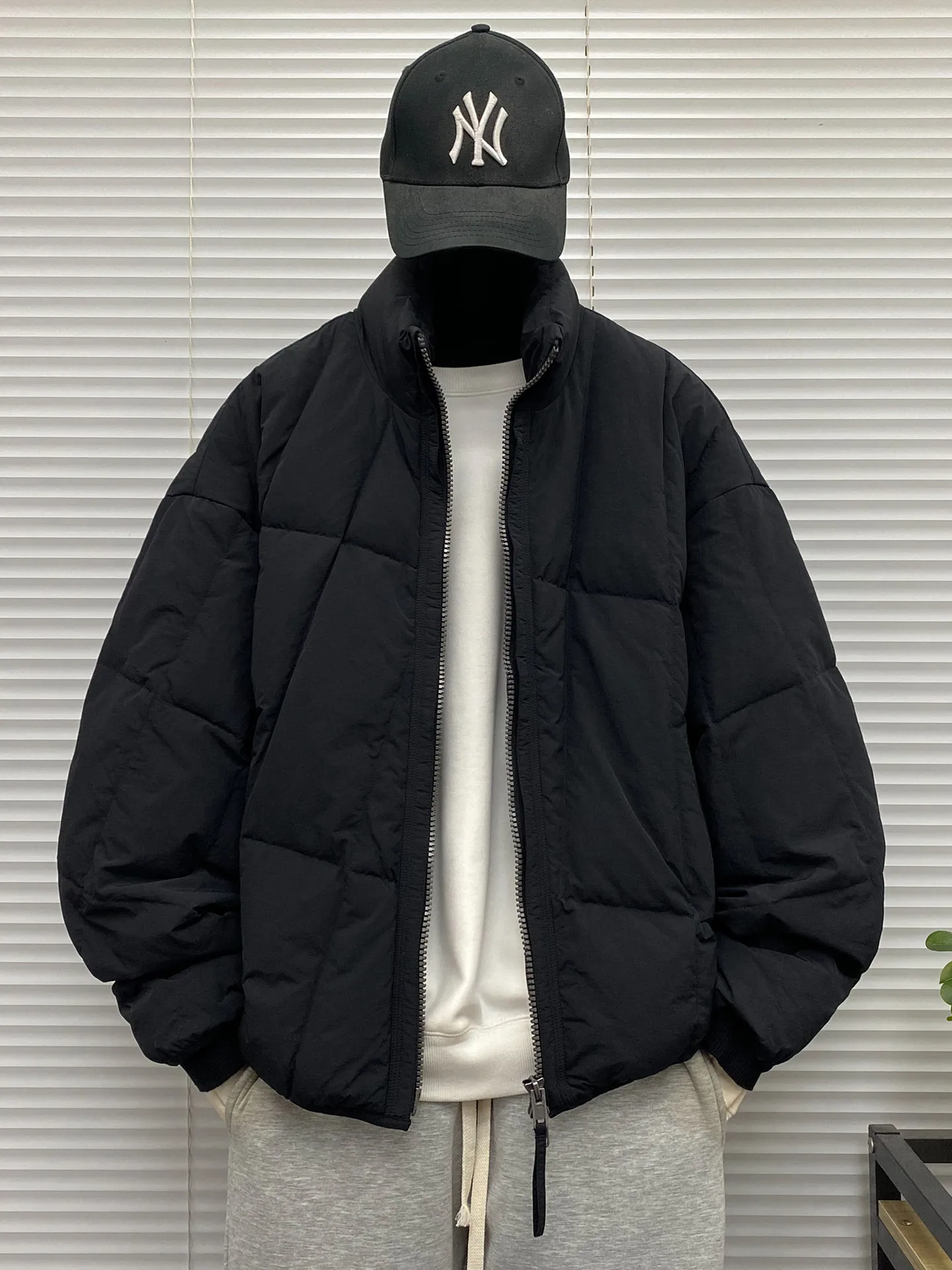 

Men's Quilted Jaet Stand Collar down Vest Unlined Zipper Closure Long Sve Warm Thiened Casual Sle ort Length