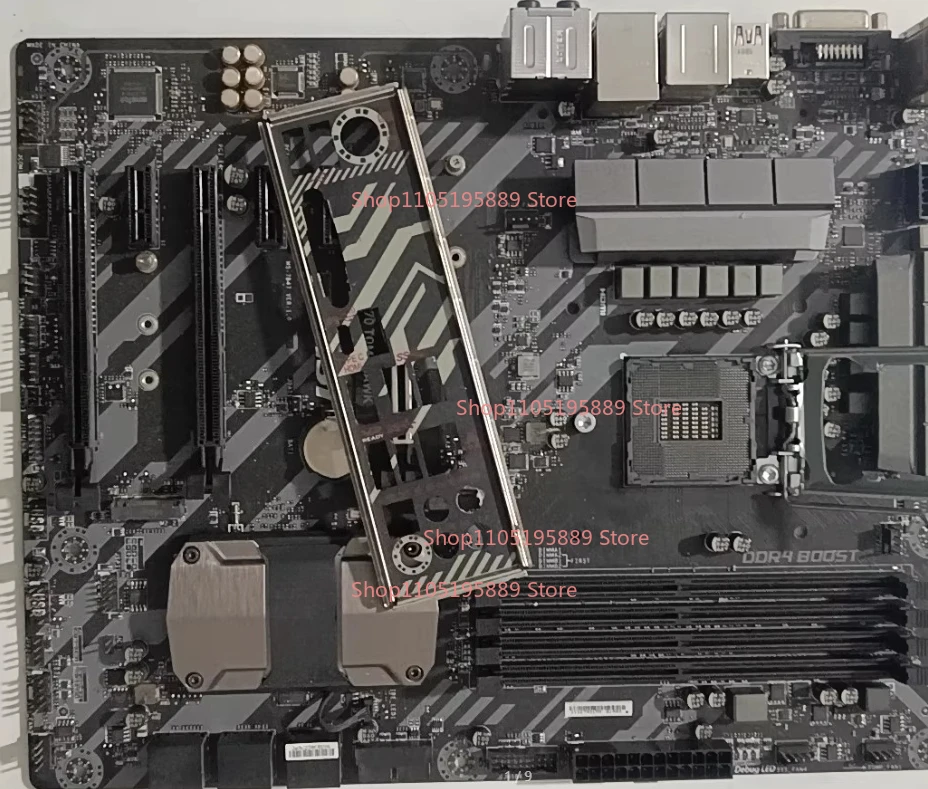 

Материнская плата MSI Z370 TOMAHAWK, поддержка процессоров Intel 8-го/9-го поколений, 4 слота для оперативной памяти DDR4