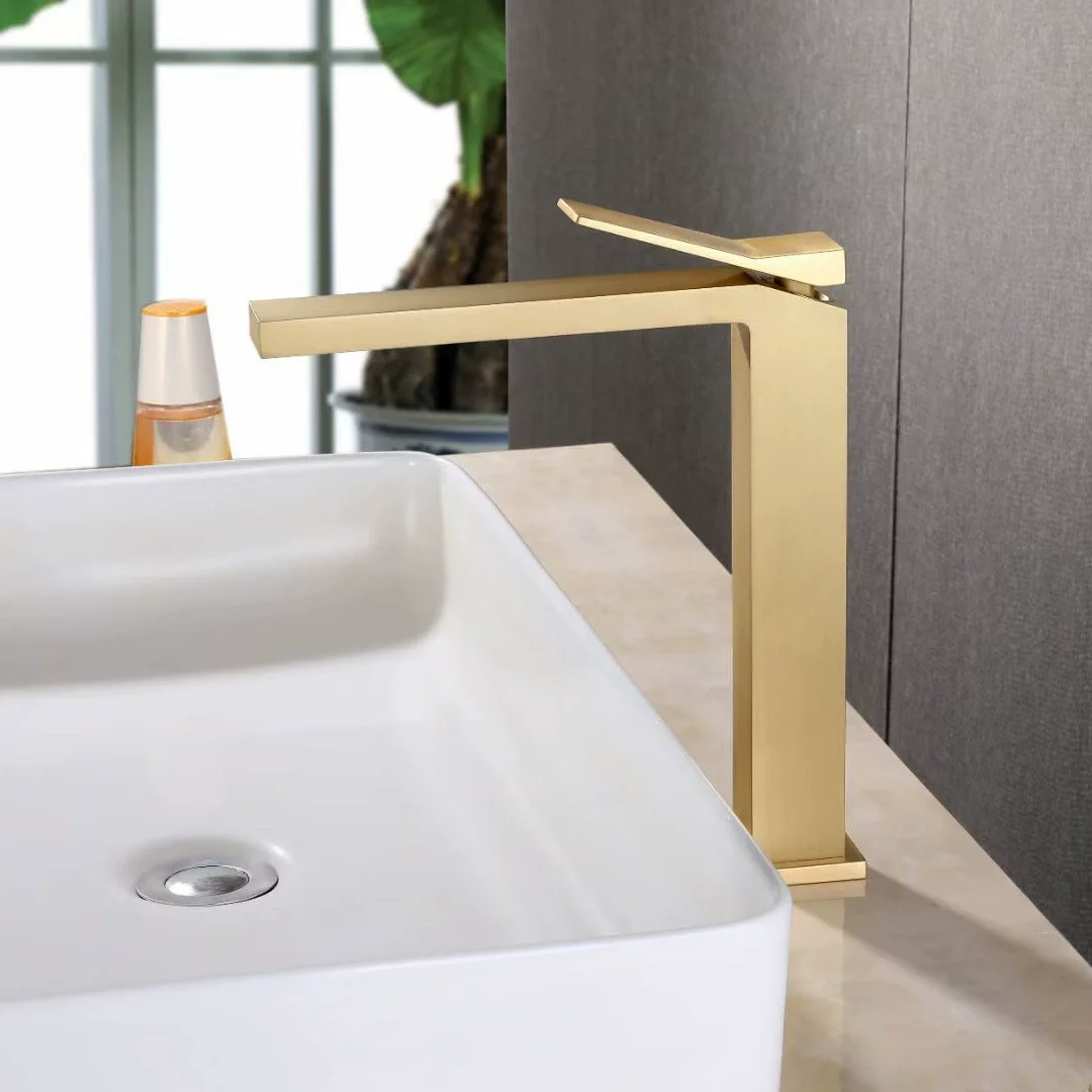 Basin Sink Faucet Brass Brush gold Bathroom Sink Faucet Water Mixer Tap Vanity Hot Cold Water Bathroom Faucets New Brush Gold