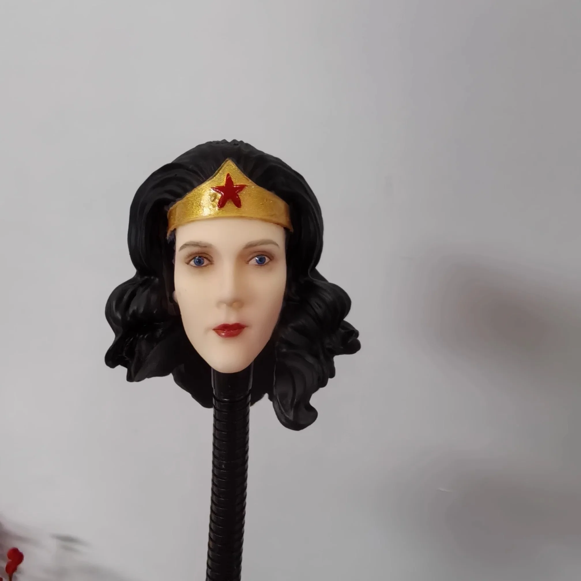 

1/6 Retro Gal Gadot Head Carved Sculpt Fit 12'' Female Girl Action Figure