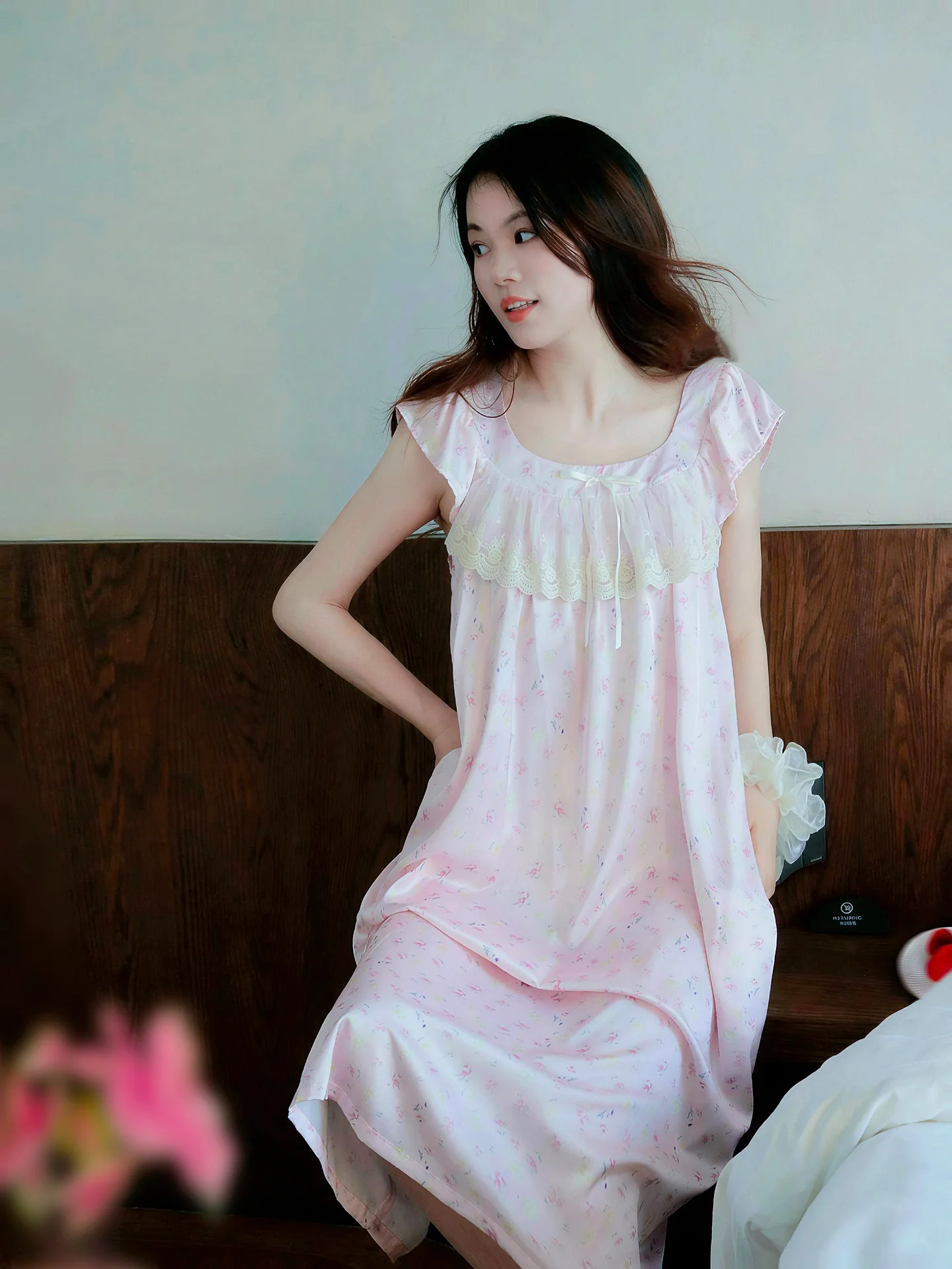 fishhome-original-ice-silk-lace-trim-square-collar-mid-length-sleep-dress-soft-floral-print-no-sleeve-comfortable-summer-nigh