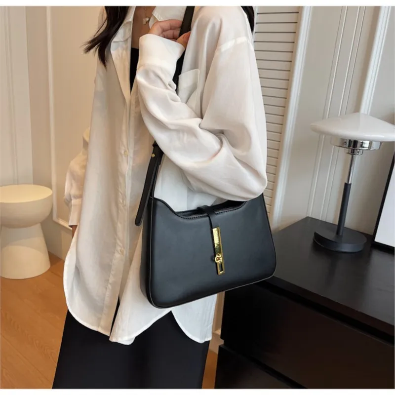 Fashion Luxury Shoulder Bag Women 2024 New Solid Color PU Leather Simple Handbag Lady Casual Vintage Black White Underarm Bags