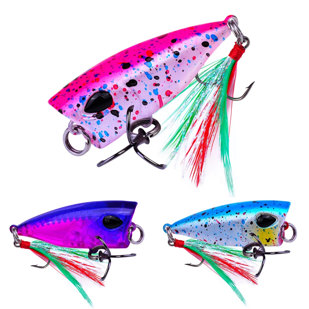 

4.3cm Delicate Nice Workmanship Popper Fishing Lures Colorful Hard Bait with Feather Hooks 3 Colors Optional