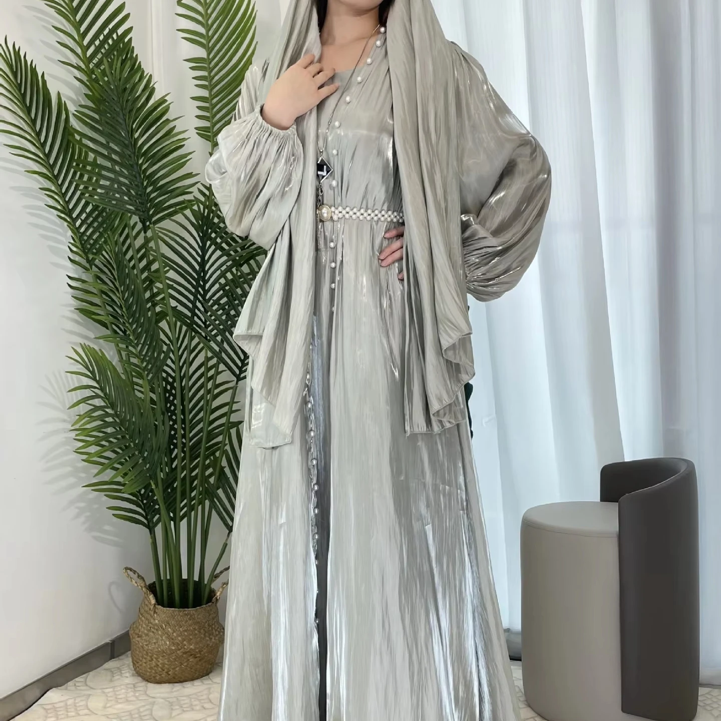 

Женский блестящий плиссированный комплект из 3 предметов Абая, скромное платье с пышными рукавами и жемчужным поясом, хиджаб, элегантный халат-кафтан для вечеринок