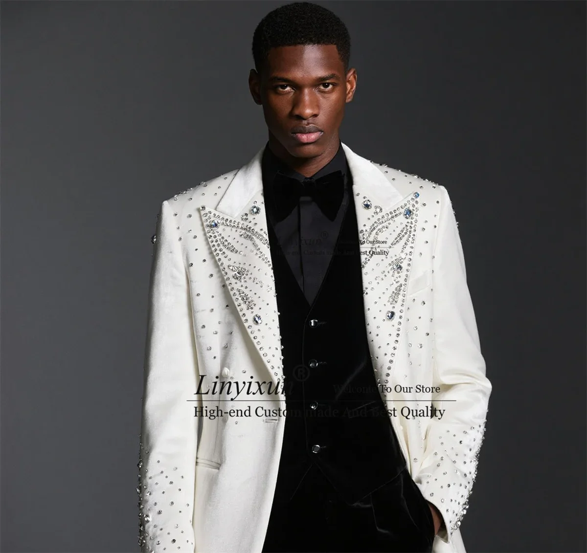 

Handsome Slim Fit Men Suits 3 Pieces Sets Wedding Groom Male Prom Blazer Customized Diamond Rhinestones Party Ternos Completo
