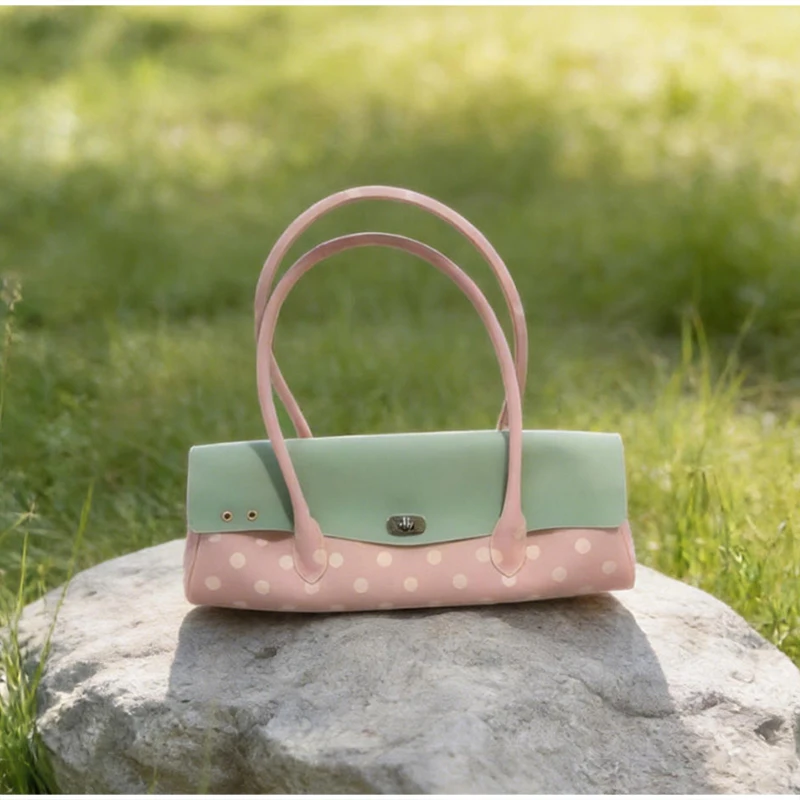 Transparente Macaron-Farbene Schnallen-Flip-Hobo-Unterarmtasche, Leichte Damen-Handtasche mit Obergriff, Französisch-Schicke Lange Henkeltasche – Detail 17