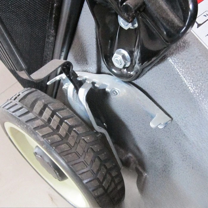 Lawn mower, lawn mowing, self-propelled push, four-stroke lawn mower