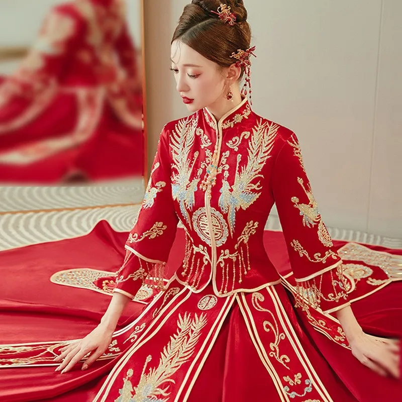 

New Chinese-style thin toasting and pavilion dragon phoenix gown dress