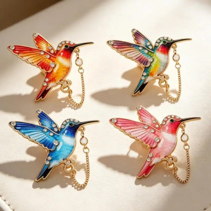 Ketten-Broschen mit Kolibri-Motiv für Damen und Herren, 4-farbiger Emaille-Strass, wunderschöner Vogel, Tier, Party, Freizeit-Brosche – Detail 1